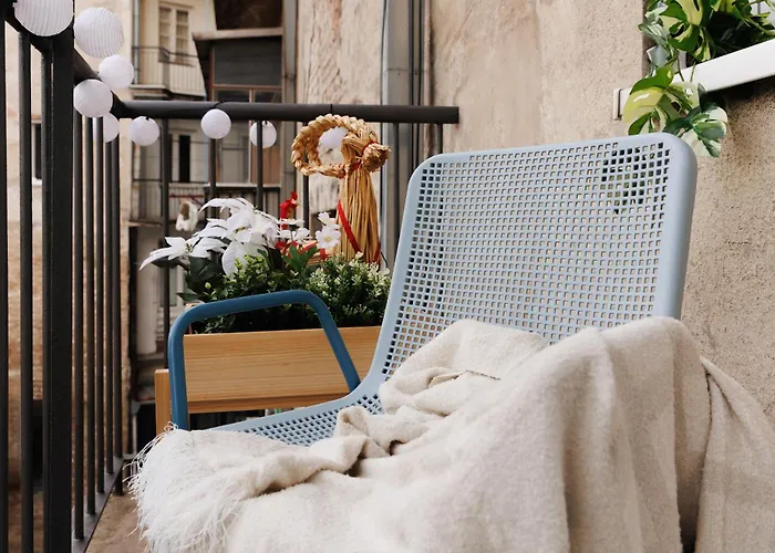 Melody View With Balcony 2min To National Assembly