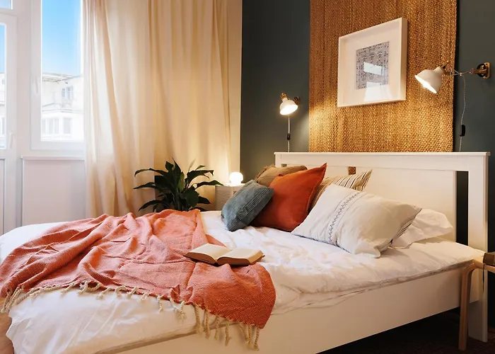 Melody View With Balcony 2min To National Assembly *