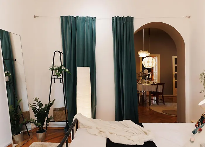 Melody View With Balcony 2min To National Assembly Apartament Belgrad